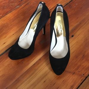 MICHAEL Michael Kors York Pump